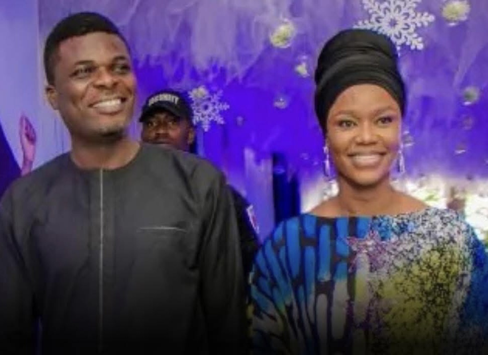 21D6CD3A-3C4D-4BB3-A72B-FC580B90BD68