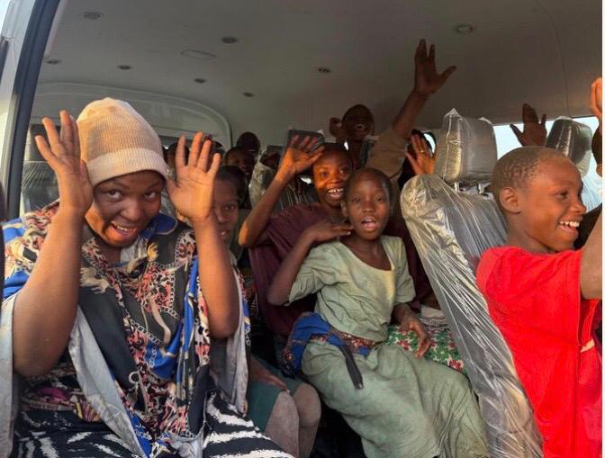 5DA00BA6-00FC-4C7B-BE10-28424B41D025