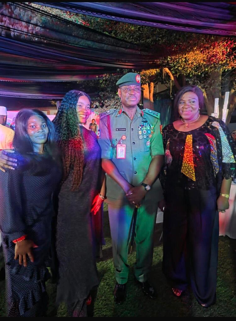 C38D4F16-D021-48E1-A4BC-80538CE4630A